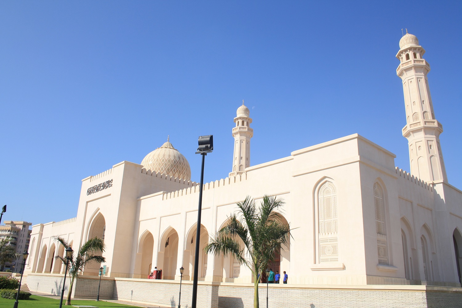 Mein Schiff Ausflugsziel: Die Sultan Qaboos Moschee - die zweitgrößte Moschee des Omans –